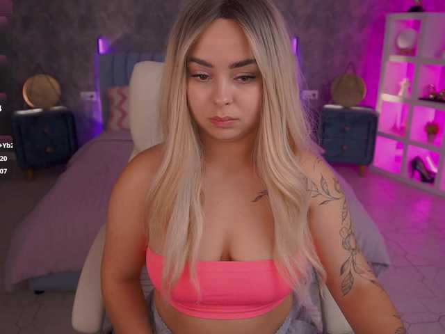 SusieWood live cam on BongaCams