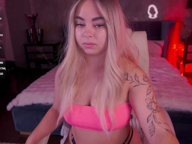 SusieWood live cam on BongaCams