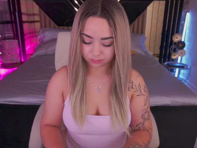 SusieWood live cam on BongaCams