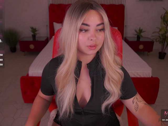 SusieWood live cam on BongaCams