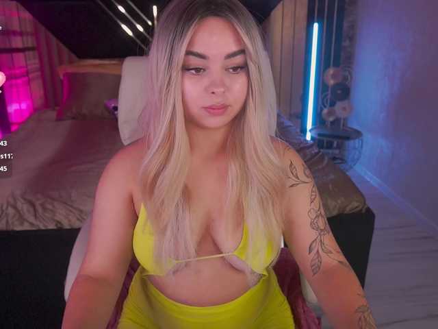 SusieWood live cam on BongaCams