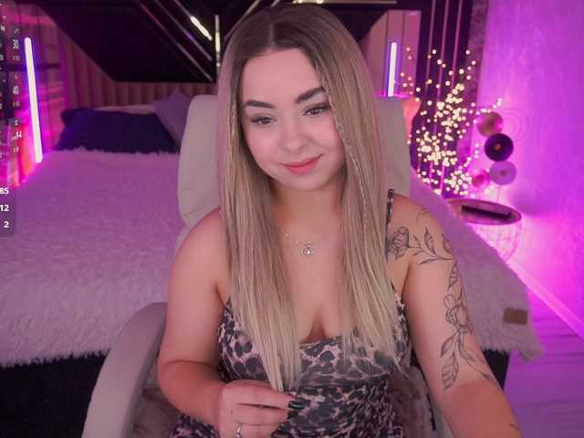SusieWood live cam on BongaCams