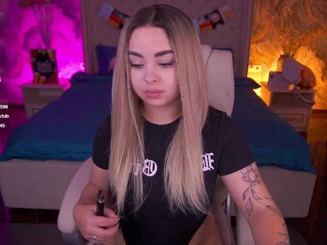 SusieWood live cam on BongaCams