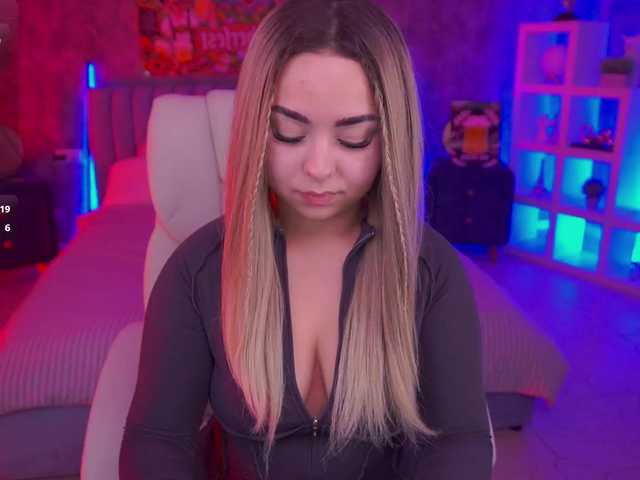 SusieWood live cam on BongaCams