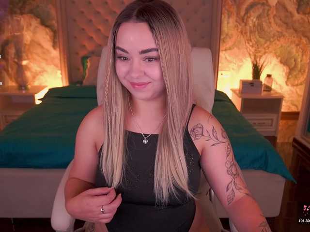 SusieWood live cam on BongaCams