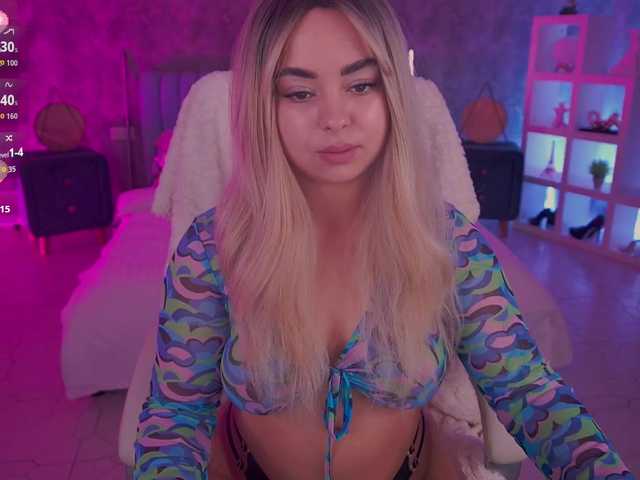 SusieWood live cam on BongaCams