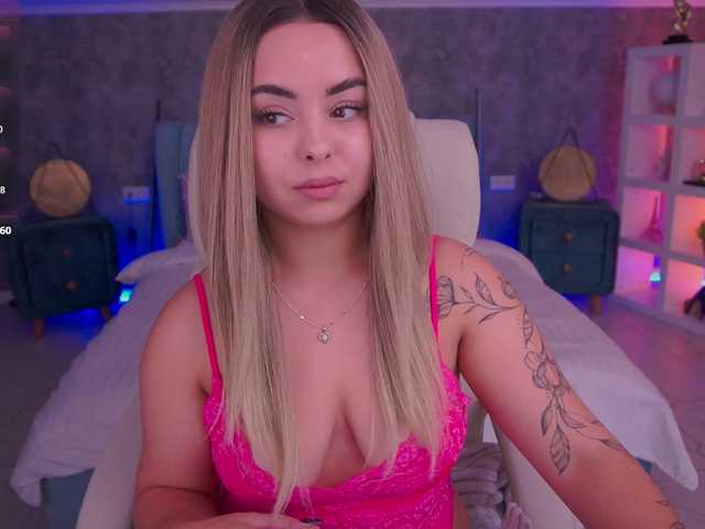 SusieWood live cam on BongaCams
