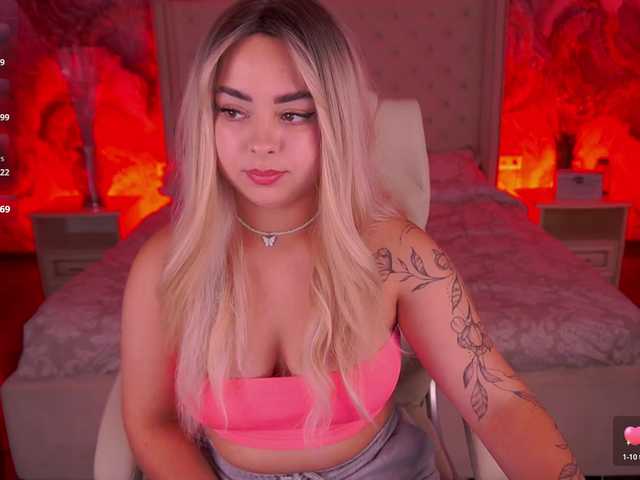 SusieWood live cam on BongaCams