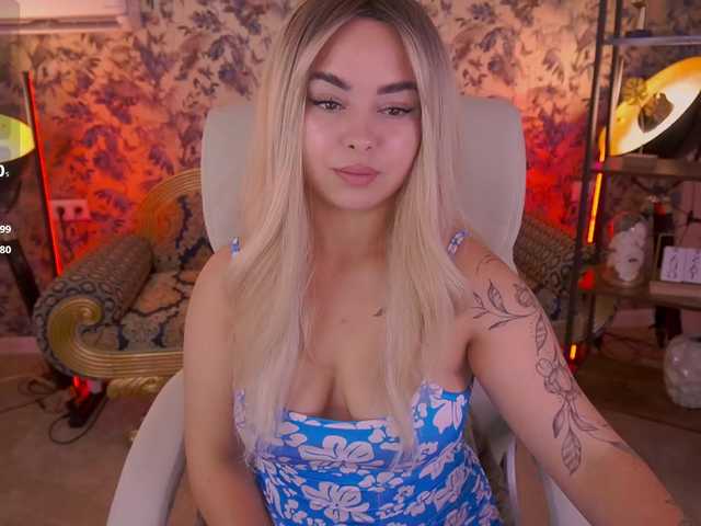 SusieWood live cam on BongaCams