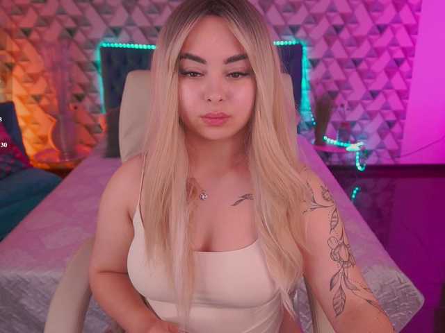 SusieWood live cam on BongaCams