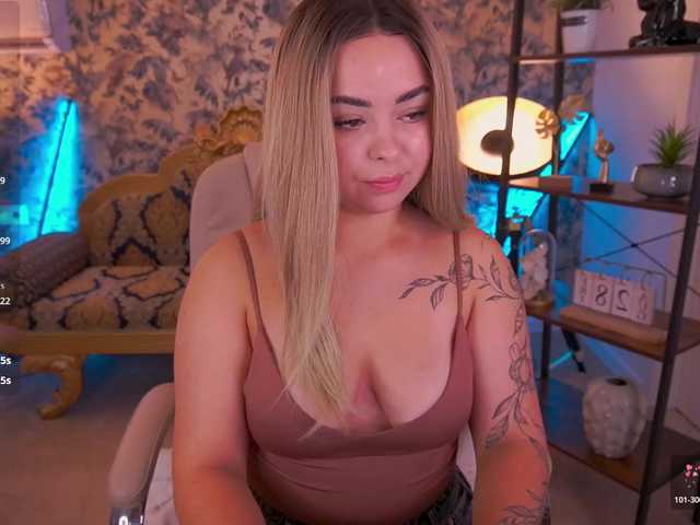 SusieWood live cam on BongaCams