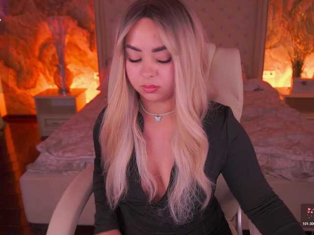SusieWood live cam on BongaCams