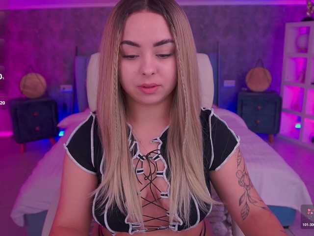 SusieWood live cam on BongaCams