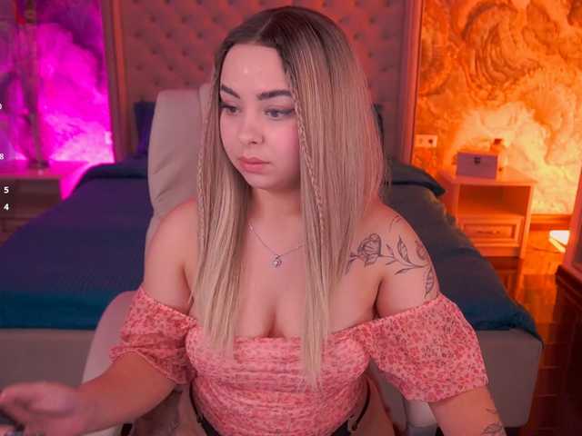 SusieWood live cam on BongaCams