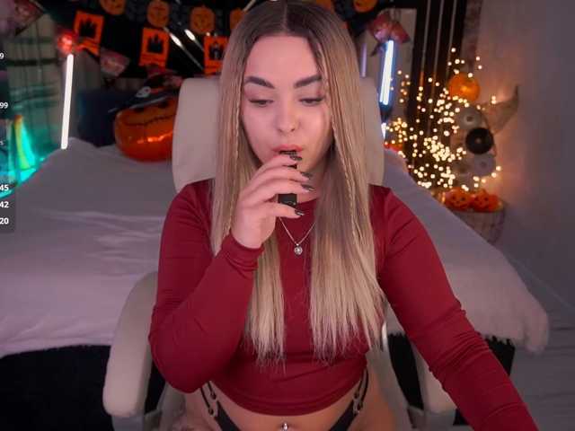 SusieWood live cam on BongaCams