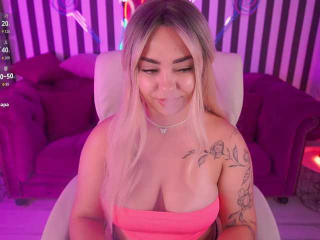 SusieWood live cam on BongaCams