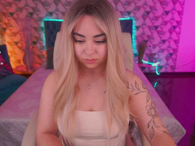 SusieWood live cam on BongaCams