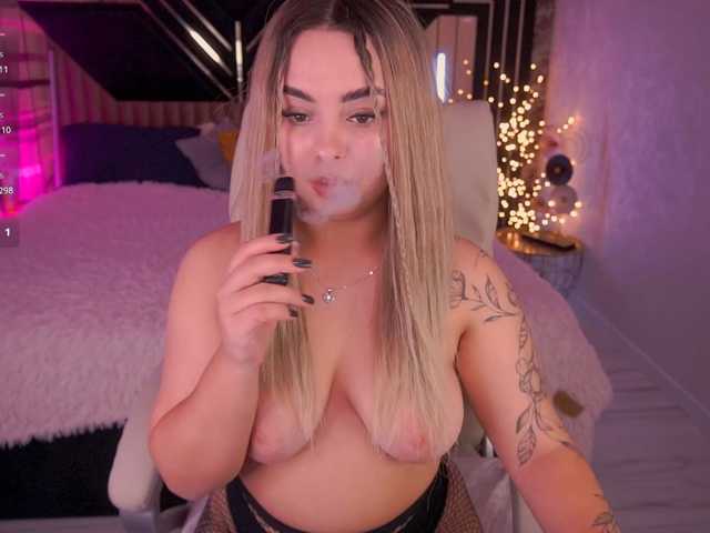 SusieWood live cam on BongaCams