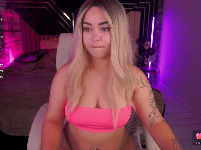 SusieWood live webcam show