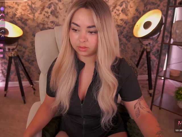 SusieWood live cam on BongaCams
