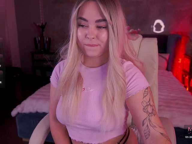 SusieWood live cam on BongaCams