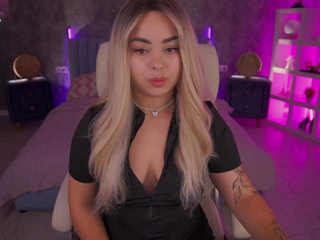 SusieWood live cam on BongaCams
