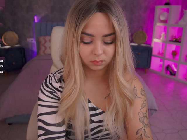 SusieWood live webcam show