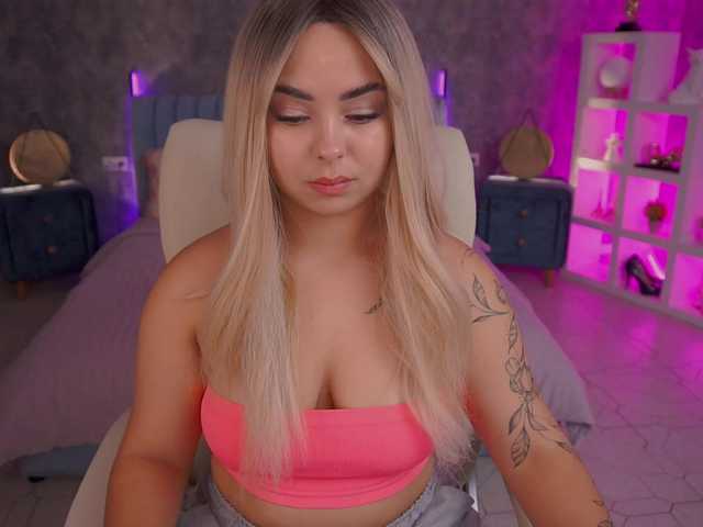 SusieWood live webcam show