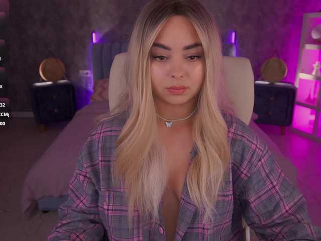 SusieWood live cam on BongaCams