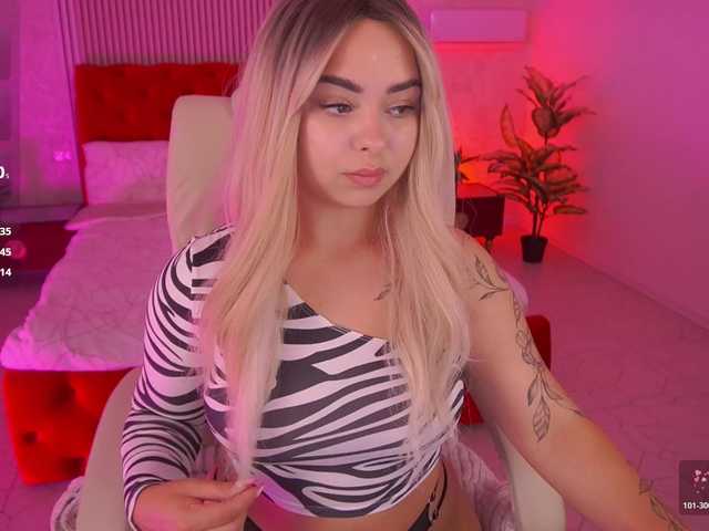 SusieWood live cam on BongaCams