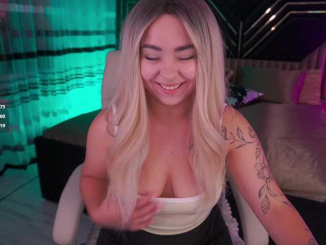 SusieWood live cam on BongaCams