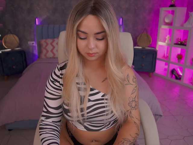 SusieWood live webcam show