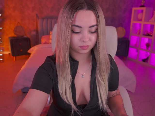 SusieWood live cam on BongaCams