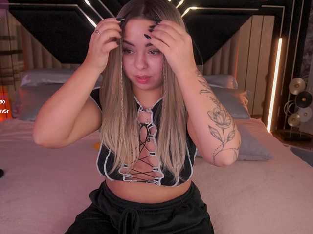 SusieWood live cam on BongaCams