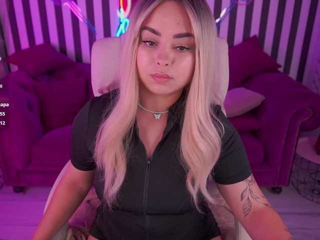 SusieWood live cam on BongaCams