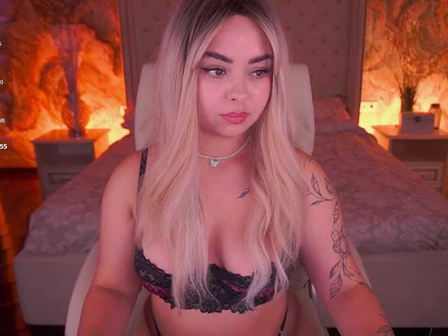 SusieWood live cam on BongaCams