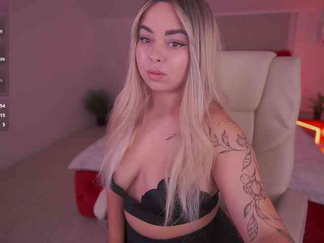 SusieWood webcam
