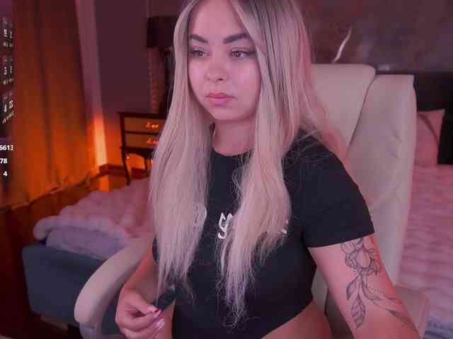 SusieWood webcam