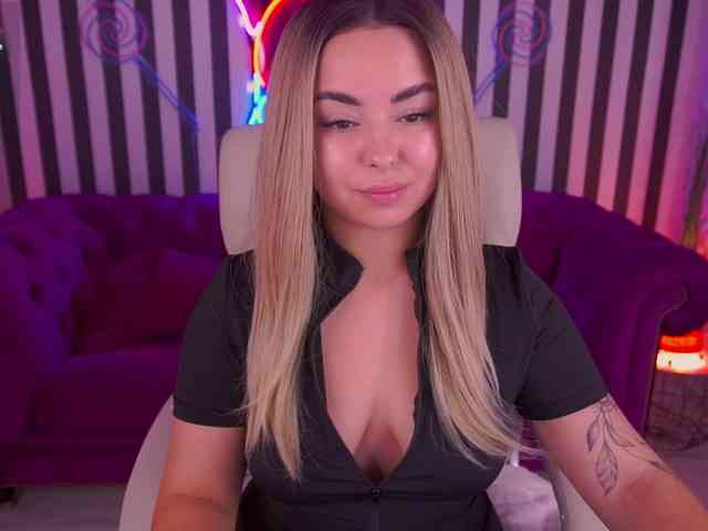 SusieWood webcam