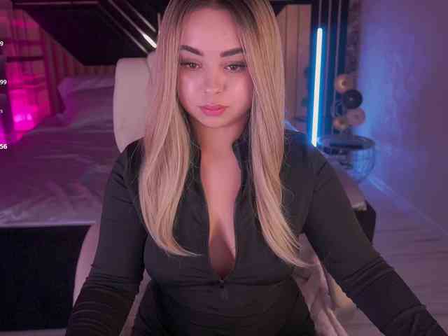 SusieWood webcam