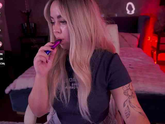 SusieWood webcam