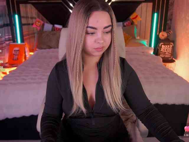 Susiewood's cam show statistics and live stream