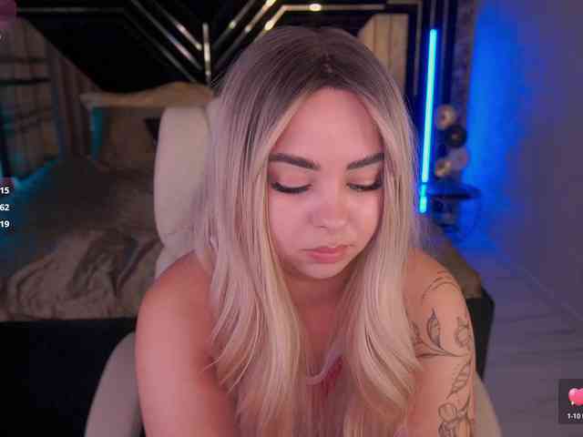 SusieWood webcam