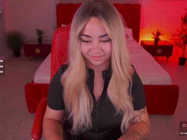 SusieWood webcam