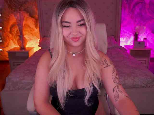 SusieWood webcam