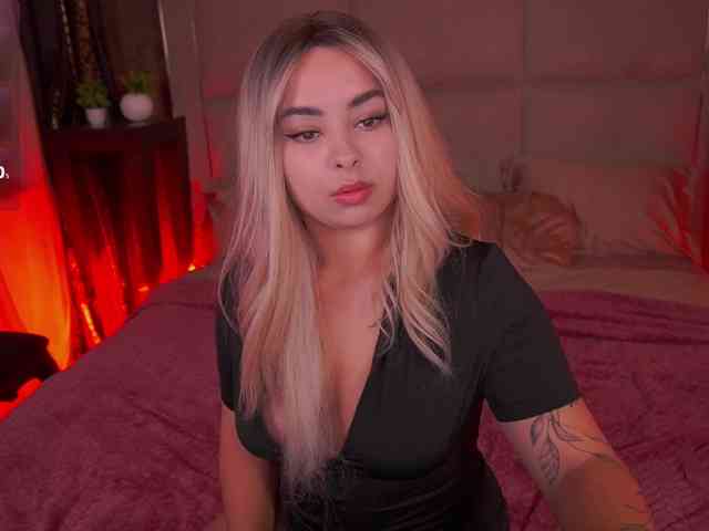 SusieWood webcam