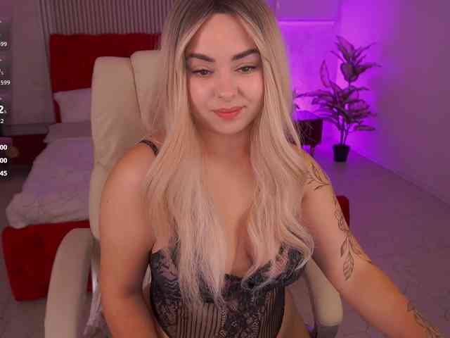 SusieWood webcam