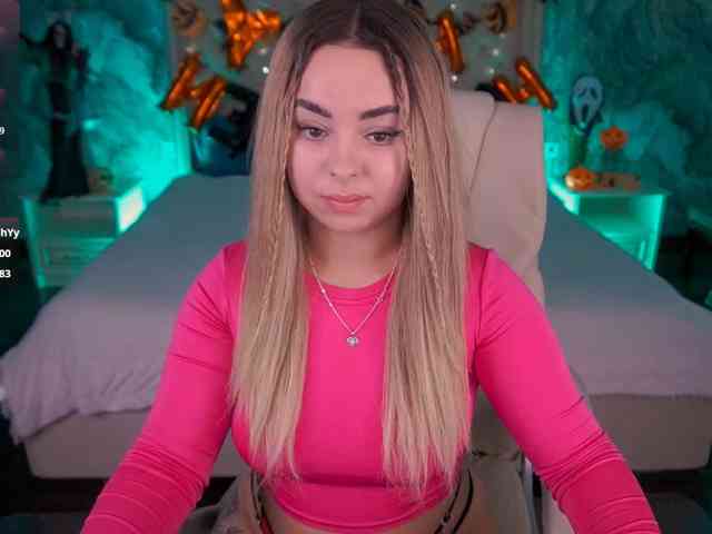 SusieWood webcam