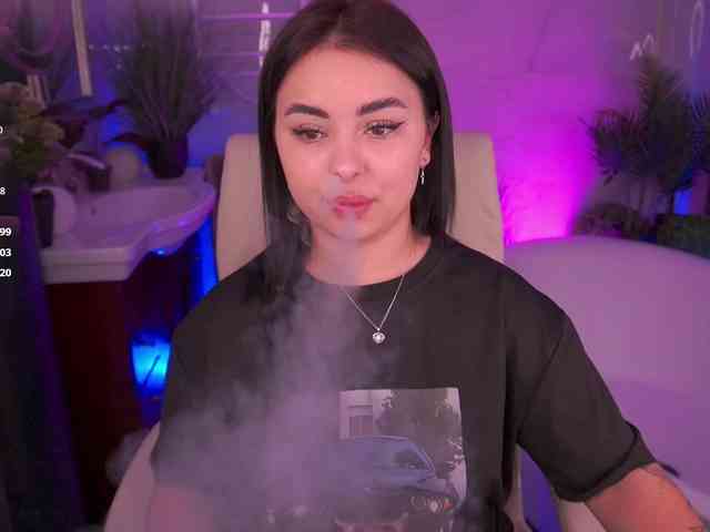 SusieWood webcam