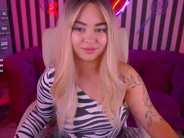 SusieWood webcam